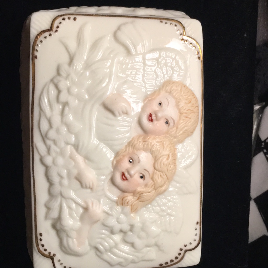 Vintage Jewelry Box